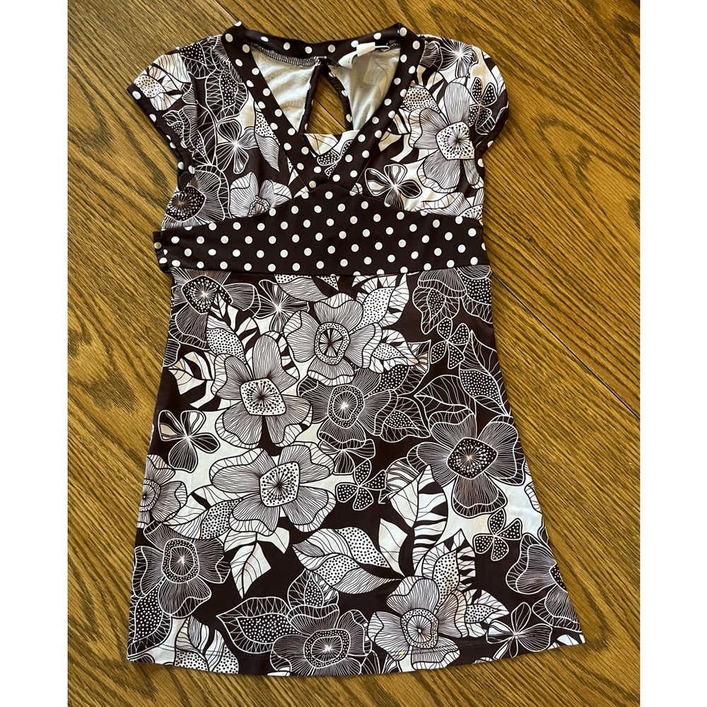 Girls silky dress.